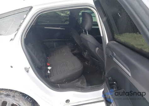 2016 Ford Fusion Se z USA, uszkodzony, nr VIN 1FA6P0H76G5103918